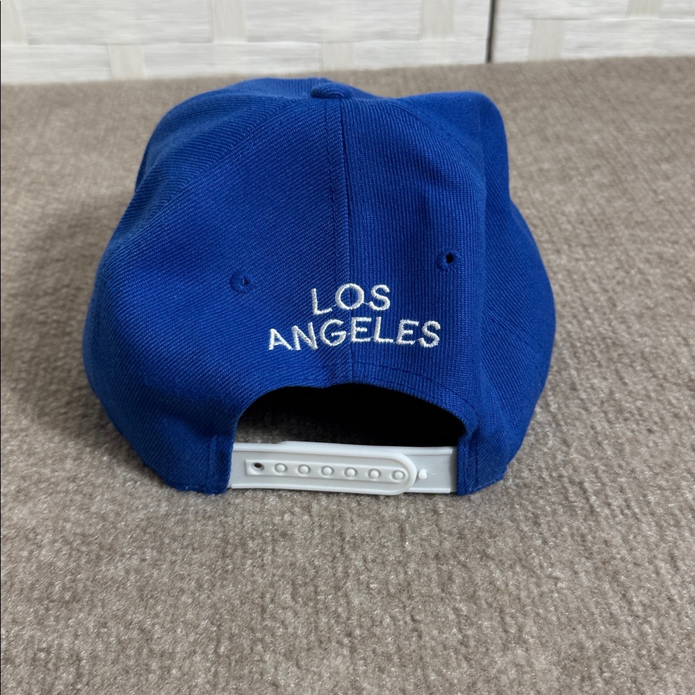 LA Dodgers Blue Floral Baseball Adjustable One Size Fits All Hat - Picture 5 of 8